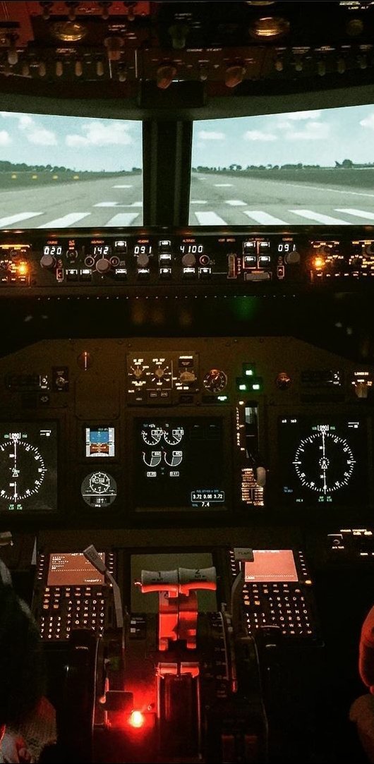 Sparko501's tweet photo. Real or #msfs2020 ? 👀 #realormsfs #MSFS https://t.co/GHrsGhoMCu