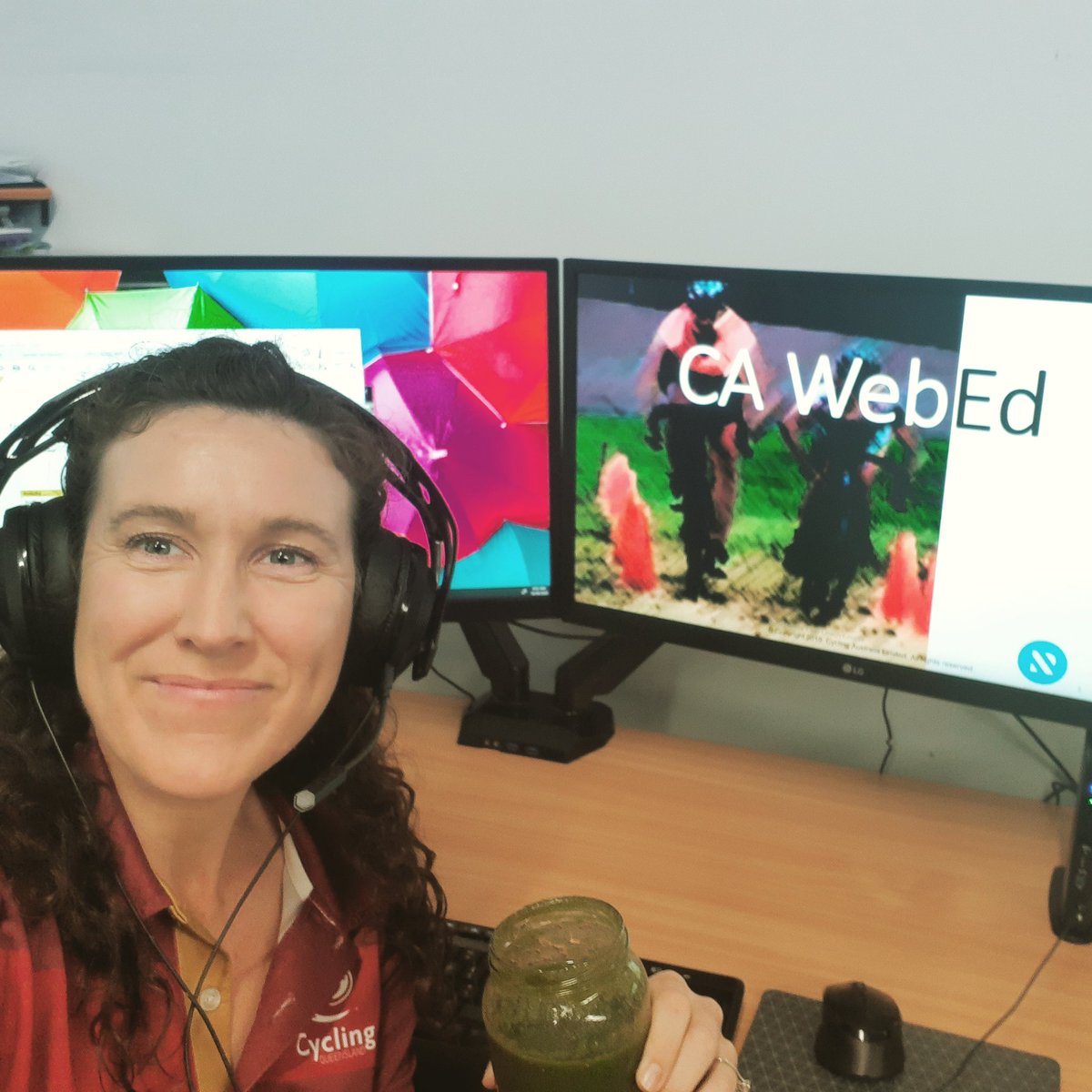 Strapped in for the next 6hrs... 😱😬 hosting @cyclingaustralia coach course 👍🏼🚴‍♂️🚴‍♀️🌞
#nextgencoaches
#greensmoothie