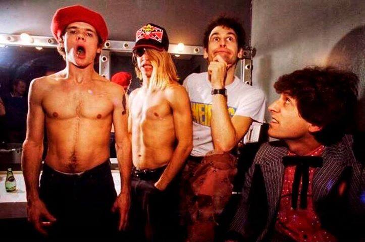 maxwantsback's tweet photo. One month ago today Jack Sherman left us. I still feel the void inside and miss so much our conversations. So I decided to upload here my interview with Jack from 2018, when I asked him to talk about positive things during his time in @chilipeppers https://t.co/ngy1ObxlOf https://t.co/iV29uYyHel