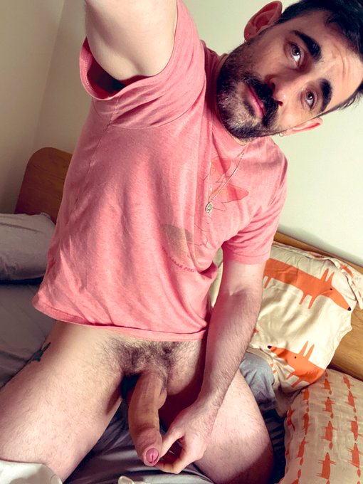 Morning Twitter! https://t.co/xX7oyF7DVJ