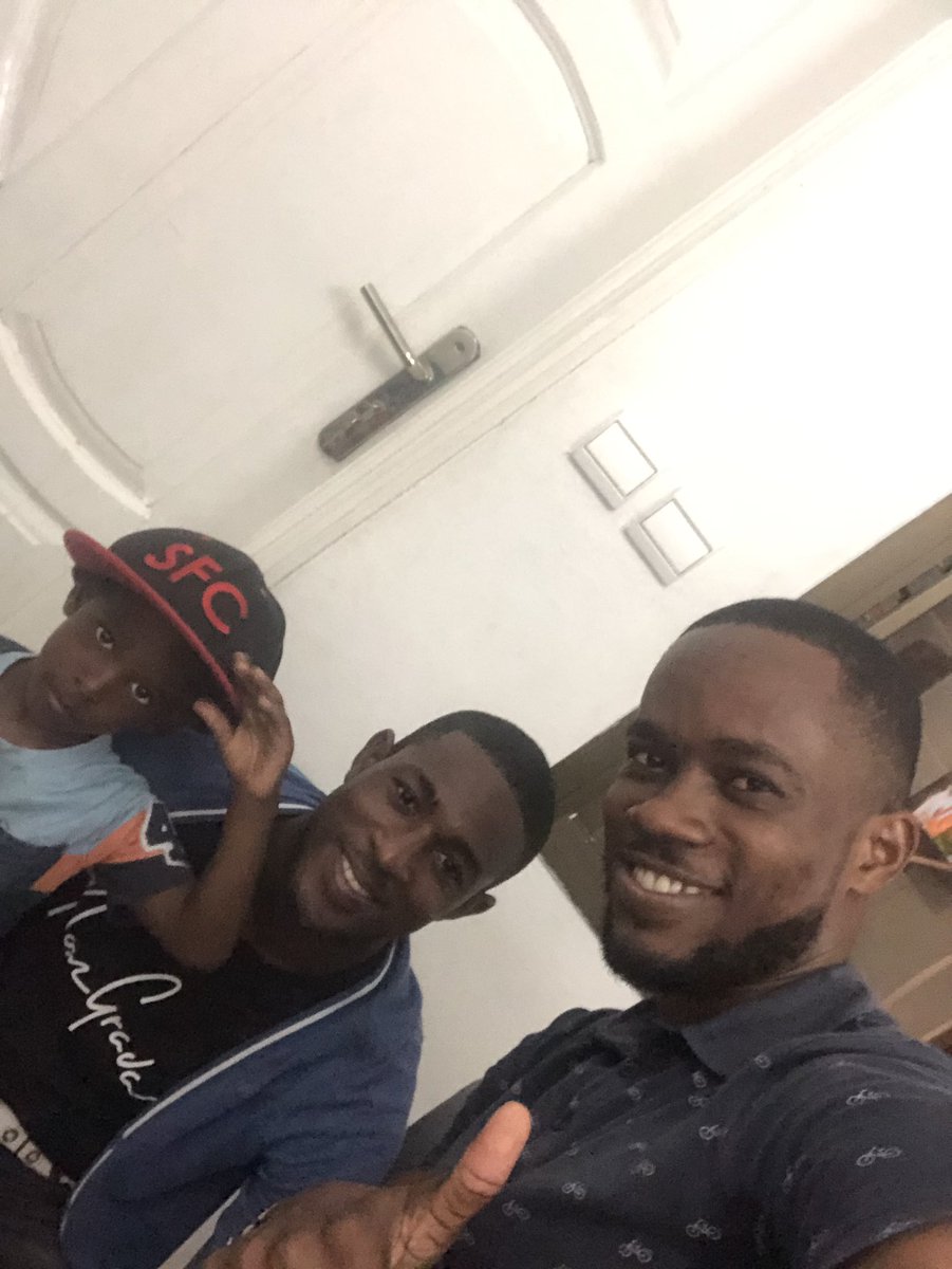 EssabaMba's tweet image. With my bro @ToungOsee , God never forgets his own children. Brothers for keeps ✅