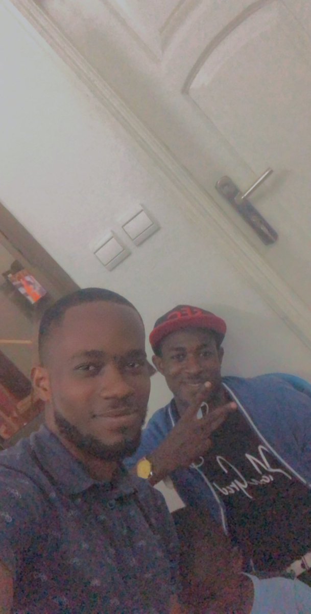 EssabaMba's tweet image. With my bro @ToungOsee , God never forgets his own children. Brothers for keeps ✅