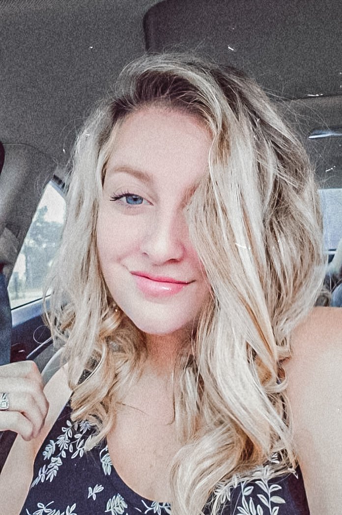 aashleyfutrell's tweet photo. new profile pic or whateva https://t.co/eW9dssv1r3