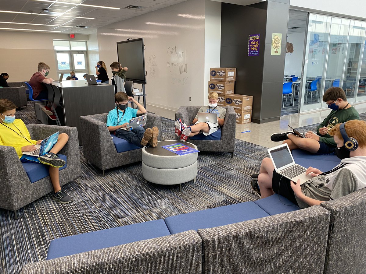 readingcrocker's tweet photo. These big beautiful collaboration areas. #misdproud #dieterichdreamers https://t.co/W3Nn1c6V8b