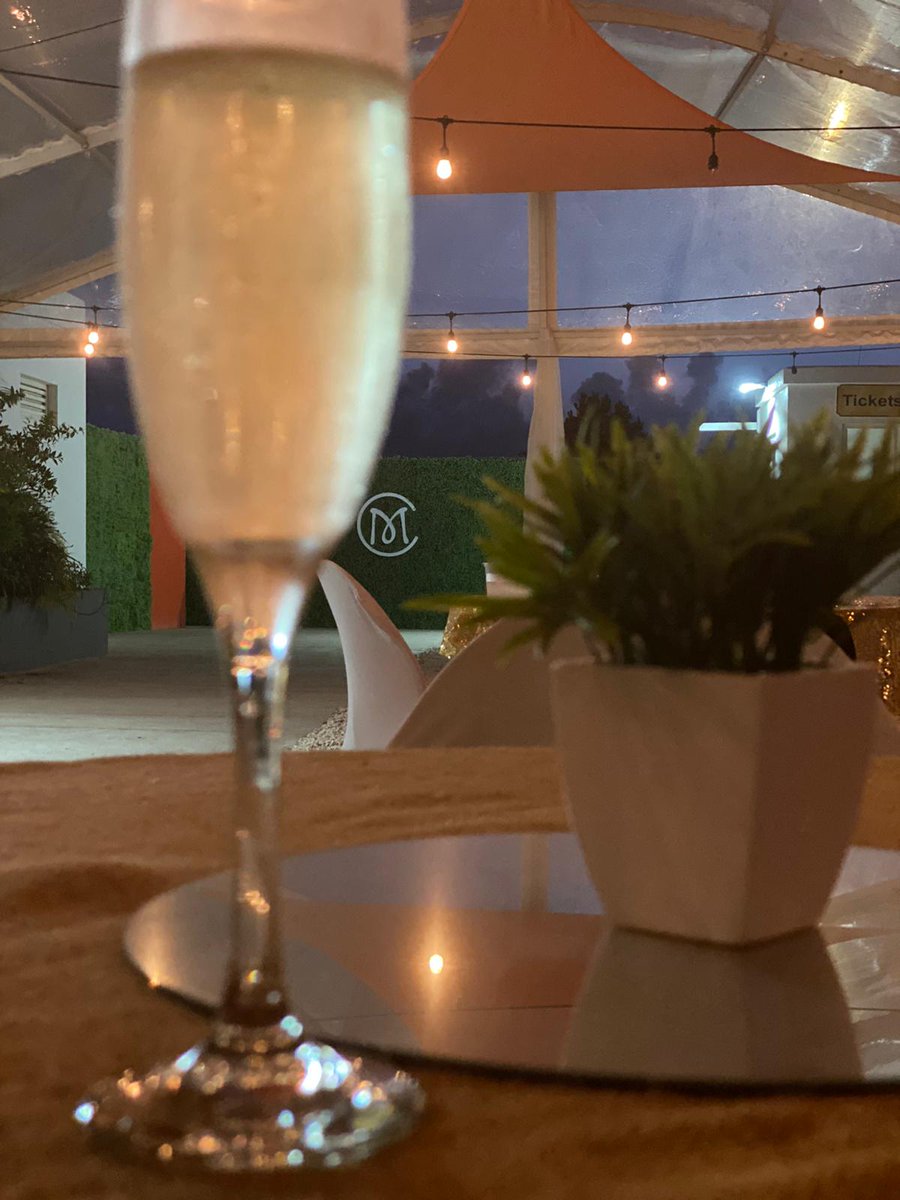magiccityaxa's tweet photo. #Winding down at #TGIF. #Anguillaknows Who's with me? #magicalmoments #weekendvibes #relax https://t.co/qGYVHSji07