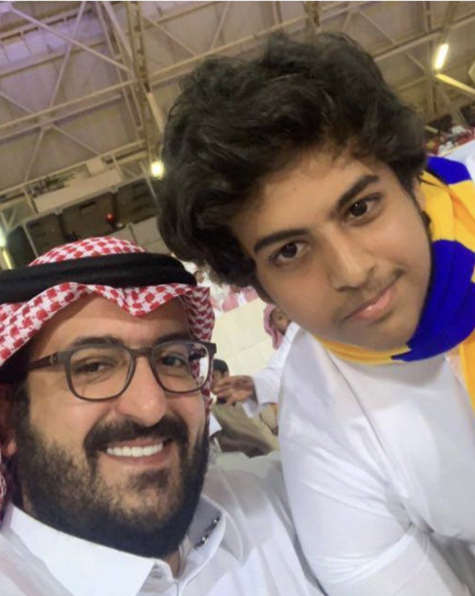AzizbagBag's tweet photo. سعود ال سويلم .. الشامخ..🌹
بدأ العمل ووضع اللبنة الاولى للبناء بفكر احترافي مميز .. نتج عنه تحقيق الإستثنائية الخالدة 💪
وأستمر العمل من الجميع لتحقيق مايتمنى ويتمناه كل عالمي عاشق 
بناء نصر لا يقهر 💪💛💙💪
أشتقنا إليك فعلمنا ان لا نشتاق😍@SSuwailm https://t.co/sfPUPmnxzg
