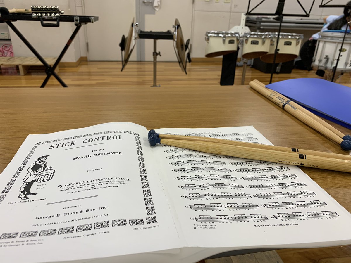 Fjb Fujimi Jr Band 本日は パーカッションは さきらを借りての練習を行なっています 1時間ほど基礎練習 をして 今から曲の練習にはいります