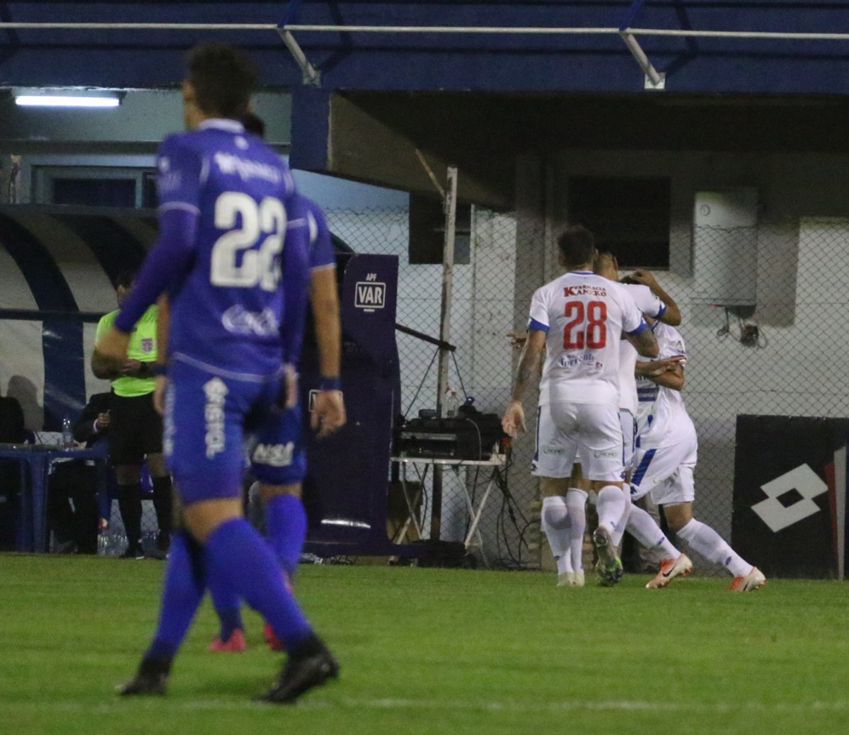 GriteloF's tweet photo. Fecha 20 - Apertura 🏆

#12deOctubre 3-1 #SoldeAmérica 

35'PT Armando Torres (12)
9'ST José Ariel Núñez 
51'ST David Mendieta
40'ST Hernán Novick (SA)

📸 @CopaDePrimera https://t.co/FuRc1T5u9H