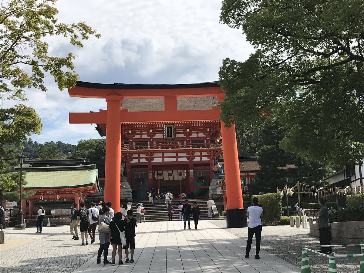 leace_f's tweet image. #伏見稲荷駅
#伏見稲荷大社 
2重の意味の聖地巡礼