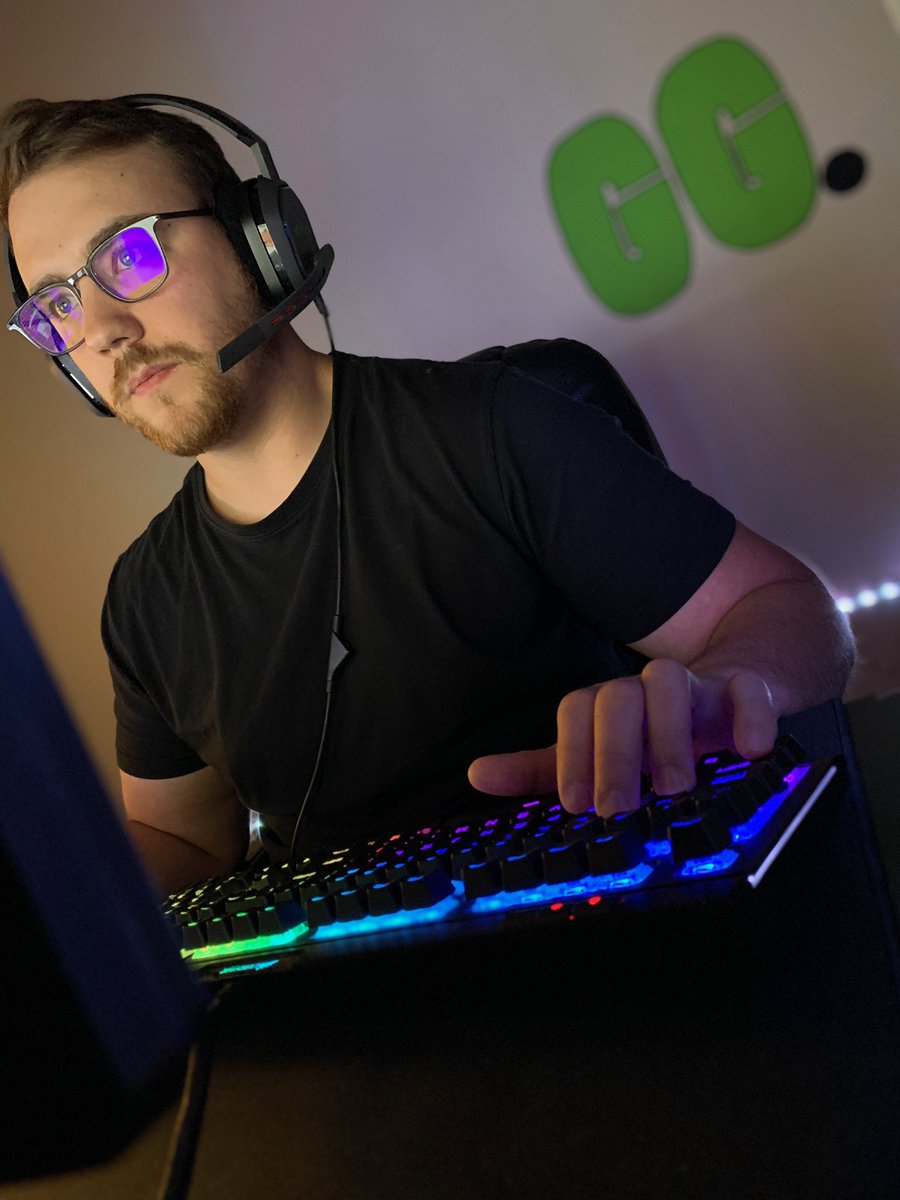 nG_ZenGG's tweet photo. Live stream for the tourney is almost done 🔥🔥
Come hang out in chat and give me a follow 👍🏻
#tournament #livestream #live #twitchstreamer #smallerstreamer #codwarzone #warzone2020 #SupportSmallStreams #SupportSmallStreams #supportsmallstreamers #bigmoney https://t.co/AyIr880GJi