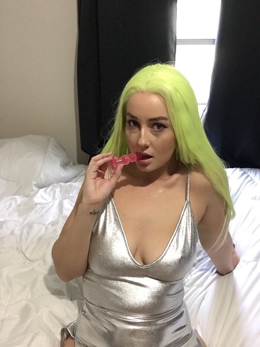Who is ready to get probed? 👽 https://t.co/8Jn7fuDRyB<a href="/tag/newprofilepic"class="tags"><span>#newprofilepic</span></a>