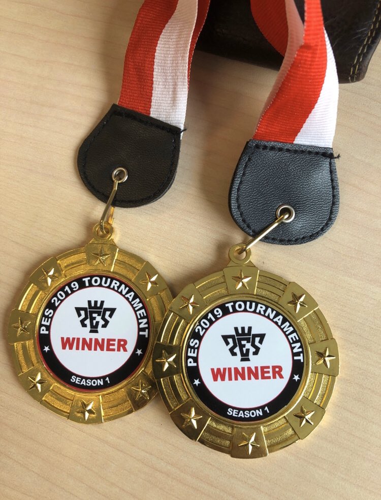 di tahun 2018 kita pernah bikin ini, <a href="/fowlplay77/">Owen Jeremiah</a> . sayang sekali tournament selesai tanpa pemenang. hahahha