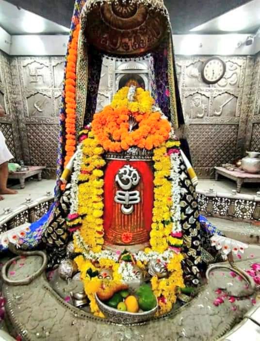 Shri Mahakaleshwar Ujjain (@ujjainmahakalji) on Twitter photo рдЬрдп рд╢реНрд░реА рдорд╣рд╛рдХрд╛рд▓реЗрд╢реНрд╡рд░ред ЁЯЩП
рджрд┐рдирд╛рдВрдХ 19.09.2020 (рд╢рдирд┐рд╡рд╛рд░) рдХреЛ рднреБрддрднрд╛рд╡рди рд░рд╛рдЬрд╛ рдЕрд╡рдВрддрд┐рдХрд╛рдирд╛рде рдорд╣рд╛рдХрд╛рд▓ рдЬреНрдпреЛрддрд┐рд░реНрд▓рд┐рдЩреНрдЧ рд╢реНрд░реА рдорд╣рд╛рдХрд╛рд▓реЗрд╢реНрд╡рд░ рдЬреА рдХрд╛ рднрд╕реНрдорд╛рд░рддреА рд╢реНрд░реГрдВрдЧрд╛рд░ рджрд░реНрд╢рдиред #Mahakaleshwar рдЬрдп рд╢реНрд░реА рдорд╣рд╛рдХрд╛рд▓реЗрд╢реНрд╡рд░ред ЁЯЩП
рджрд┐рдирд╛рдВрдХ 19.09.2020 (рд╢рдирд┐рд╡рд╛рд░) рдХреЛ рднреБрддрднрд╛рд╡рди рд░рд╛рдЬрд╛ рдЕрд╡рдВрддрд┐рдХрд╛рдирд╛рде рдорд╣рд╛рдХрд╛рд▓ рдЬреНрдпреЛрддрд┐рд░реНрд▓рд┐рдЩреНрдЧ рд╢реНрд░реА рдорд╣рд╛рдХрд╛рд▓реЗрд╢реНрд╡рд░ рдЬреА рдХрд╛ рднрд╕реНрдорд╛рд░рддреА рд╢реНрд░реГрдВрдЧрд╛рд░ рджрд░реНрд╢рдиред #Mahakaleshwar