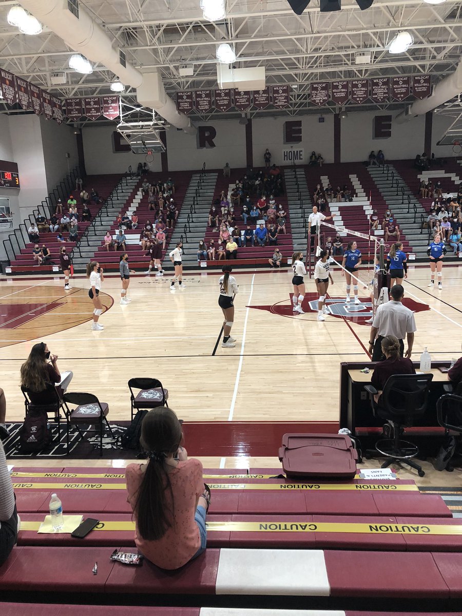 Great night watching Friendswood vs. Clear Creek tonight! <a href="/FwoodVolleyball/">Friendswood VB</a> <a href="/Creek_Vball/">CLEAR CREEK VOLLEYBALL</a> 
<a href="/sarahjsitton/">sarah sitton</a> <a href="/j_norwood10/">Jordan Norwood</a> <a href="/Isabell15406470/">Isabella Thompson</a> @0liviathompson2 <a href="/VaughtAndi/">Andi vaught</a> Meghan Donoughue <a href="/briana_mzamora/">Briana Zamora</a> <a href="/SneedStratton/">Stratton Sneed 23'</a> Mia Sauers, Brooke Morgan