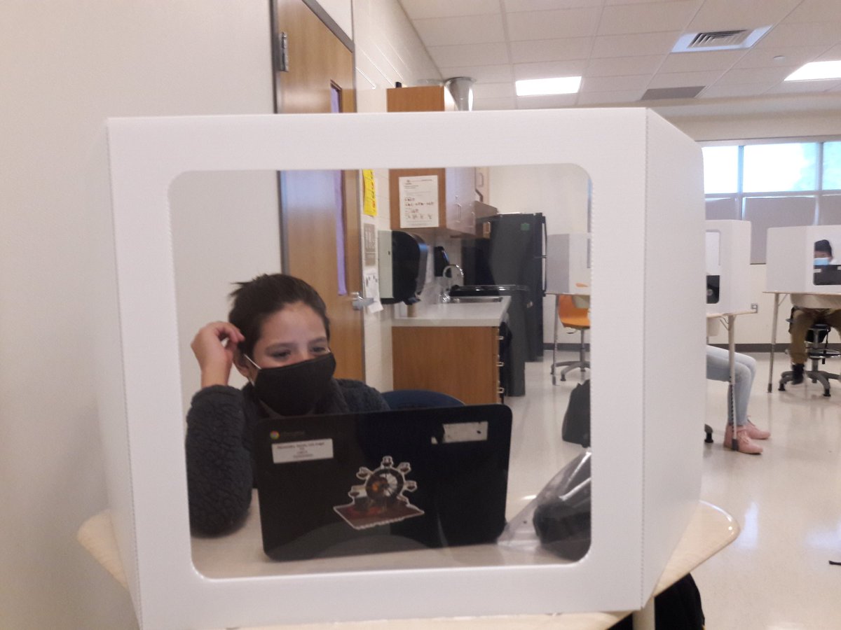 hawks_ches's tweet photo. CHES students get into their daily routines after one week of attending Thomas Manor Hub. https://t.co/4yvmejiQfM