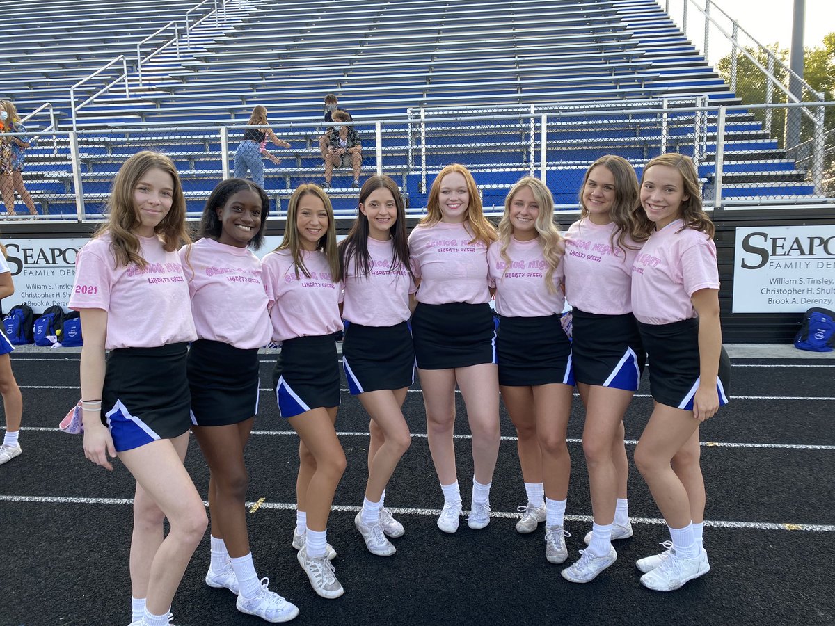 LibertyCheer tweet media