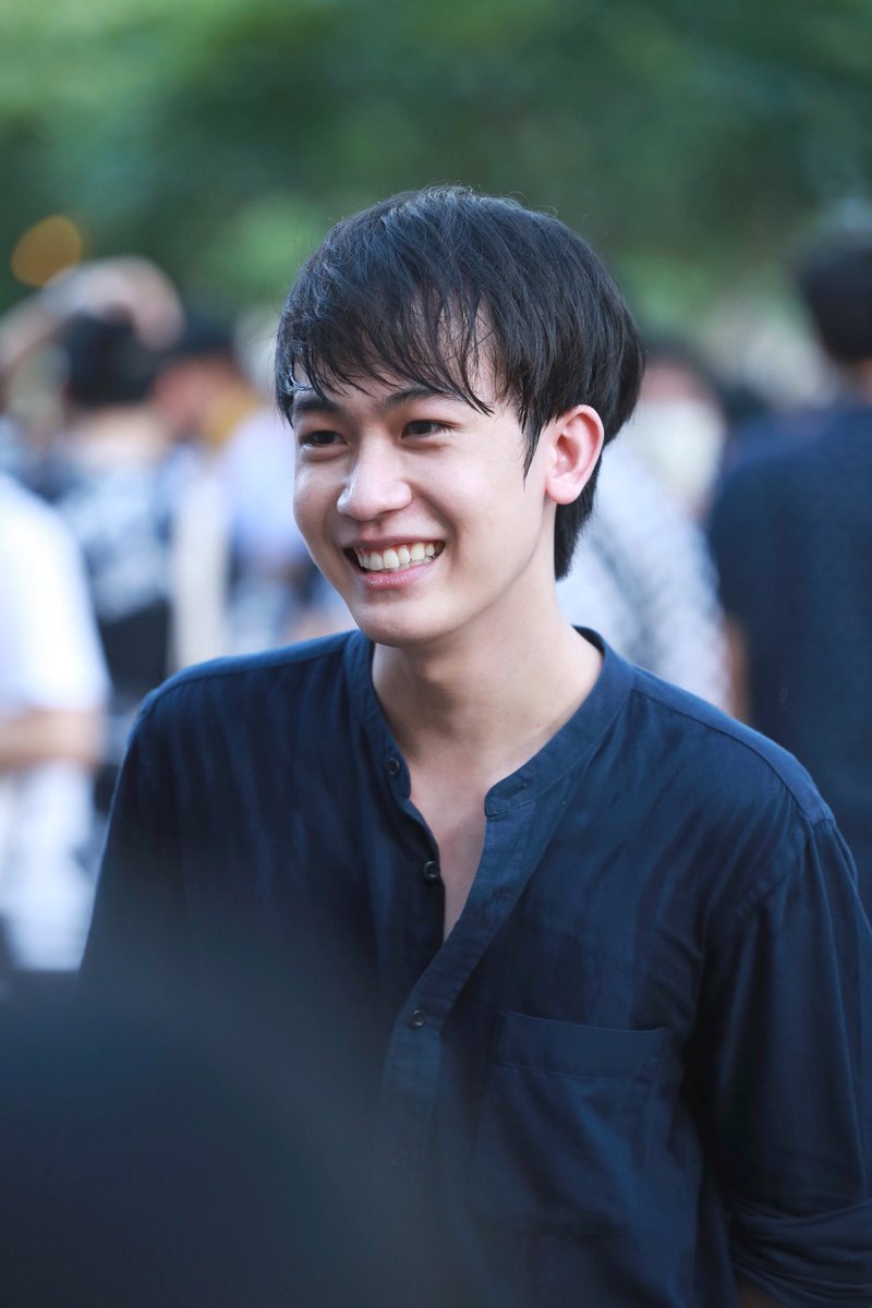 ThunJan2305's tweet photo. “หล่อมาก”                     “น่ารักมาก”
#ไบร์ทมิวซ์ https://t.co/hV1hucX9dv