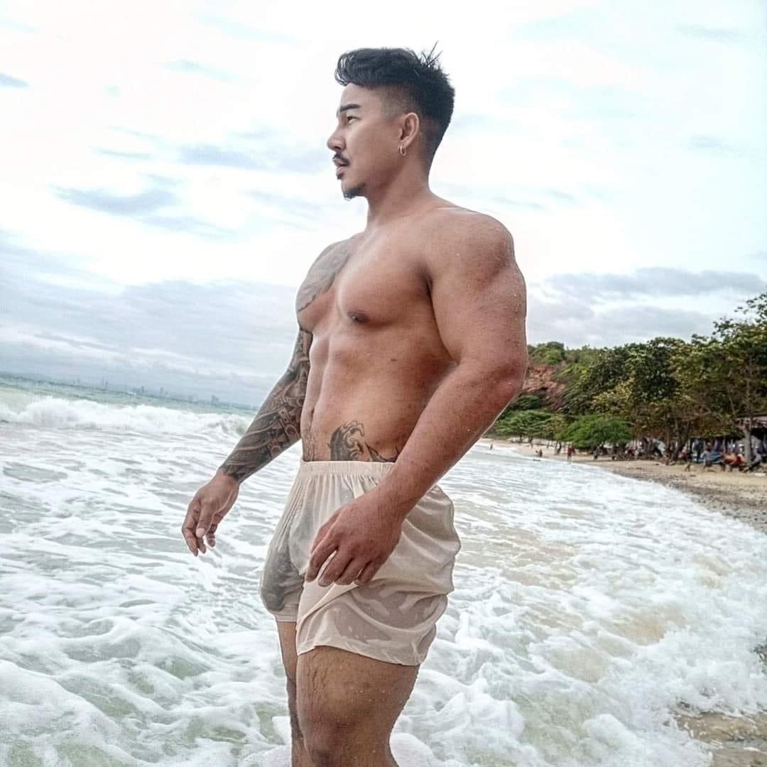 上翹肉屌 (@curvydick1069) on Twitter photo 