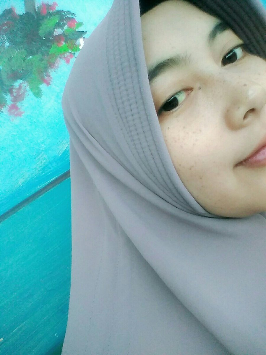 anggun_is's tweet photo. Embrace your difference 🌻 https://t.co/Yu8H8MccHZ