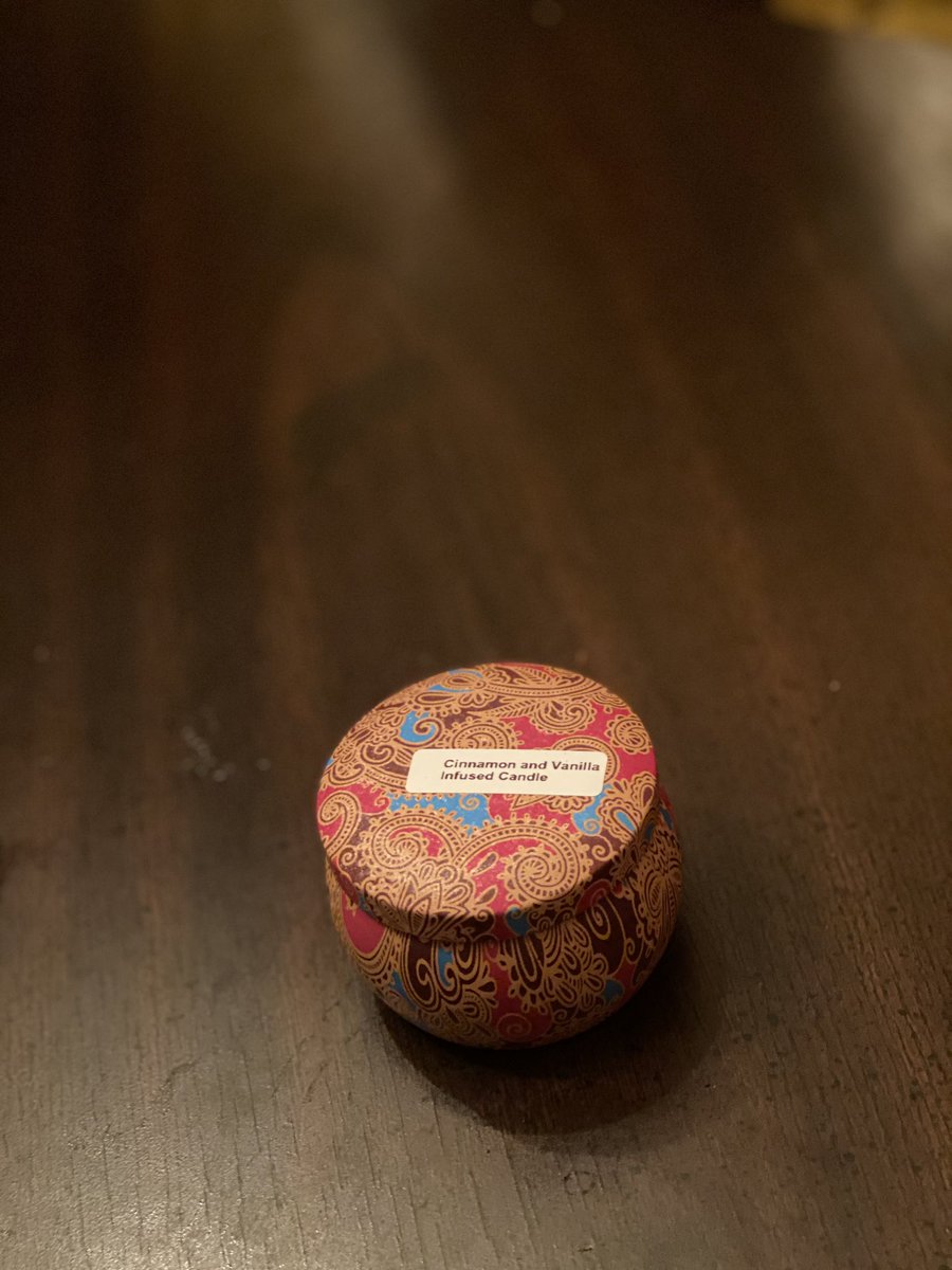 lifecoachjenn20's tweet photo. #cinnamonandvanilla #vanilla #peppermint #cedar #infusedcandles #OGShop #GangstaCandles #JennsBoutique #businessowner  #businessgrowth #BlackOwnedBusiness #blackownedcandleshop https://t.co/TBv15FuTp4