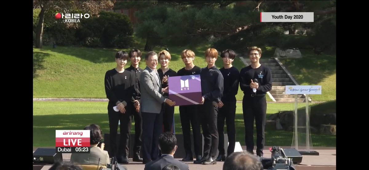 BTS IS BACK tweet media