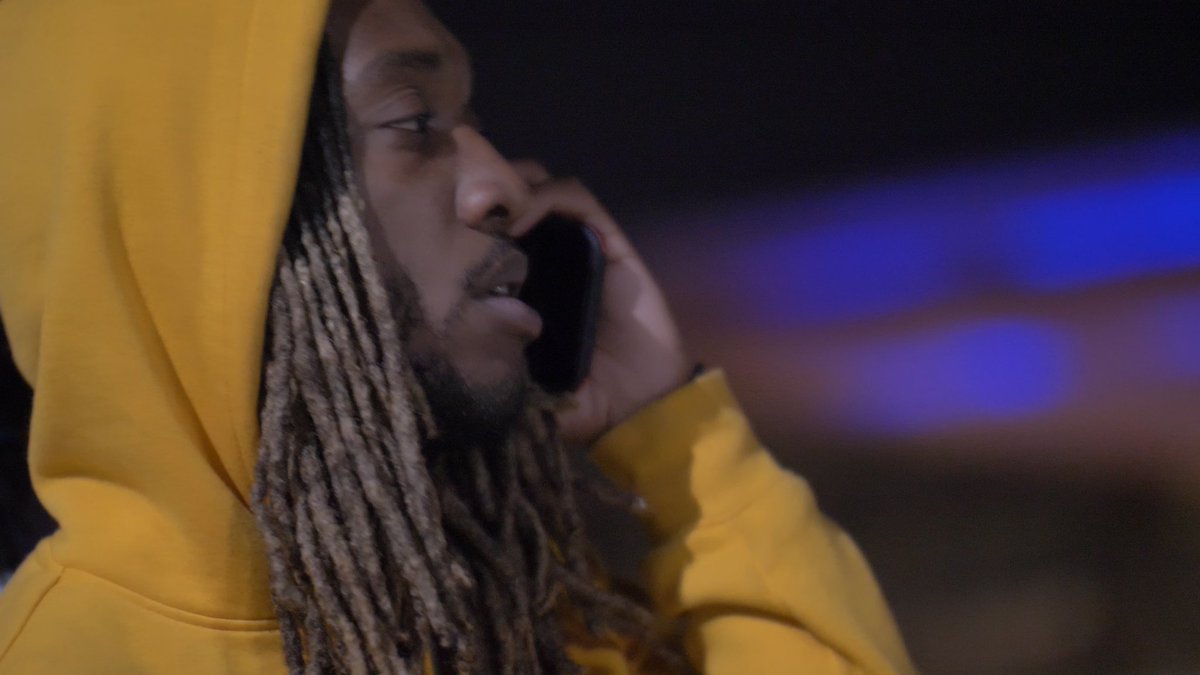 GoldFocusPro's tweet photo. Screenshots of “OFF TOP” by @fastmoney_flex ft. @kx_marley 🎥 by @dezrabriana COMING SOON #goldfocus #flexlug #kingofohio #goldieshots #goldfocus #kxmarley #Ohio #akron #independentartist #ivision #videographer #akronvideographer #clevelandvideographer #clevelandartist https://t.co/Rt7MPvzh8r