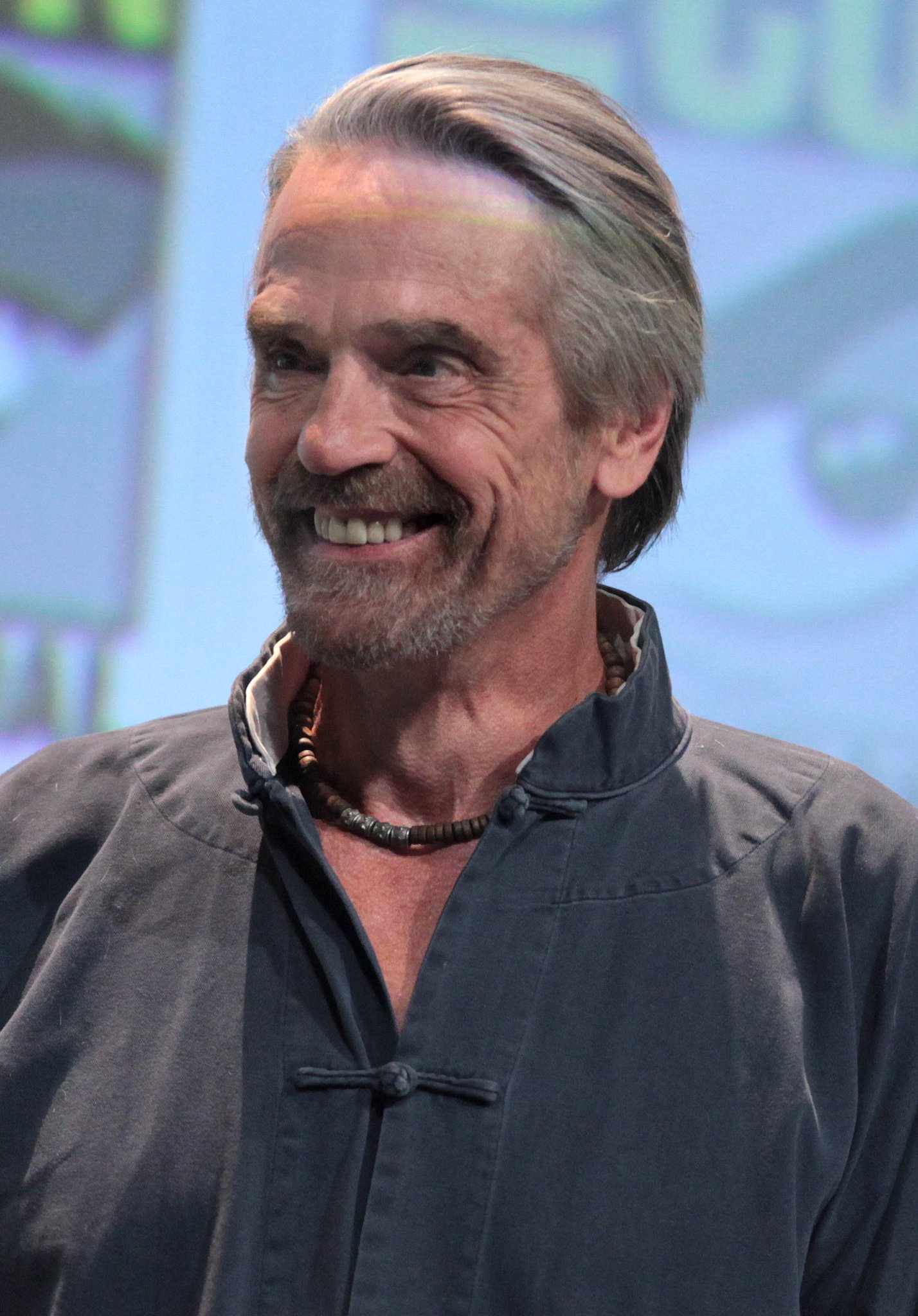 -Dear Jeremy Irons,
Wish you a very happy birthday  