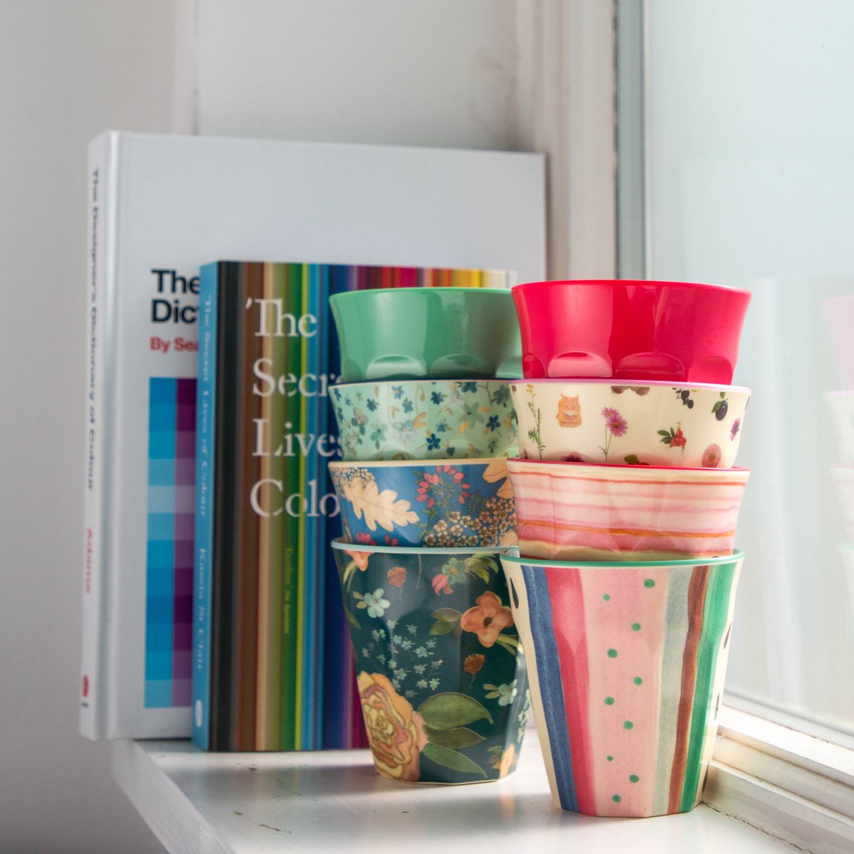 Fig1Lifestyle's tweet photo. We're hoping to hold on to the sunny weather for as long as possible here at #fig1 and these Rice DK Melamine cups are perfect for keeping those summer colours in your home!
#RiceDK #RiceMelamine #Colourinspo #PatternsOnPatterns #Fig1lifestyle #DanishStyle #EverdayMagic https://t.co/6R0SCEon5m