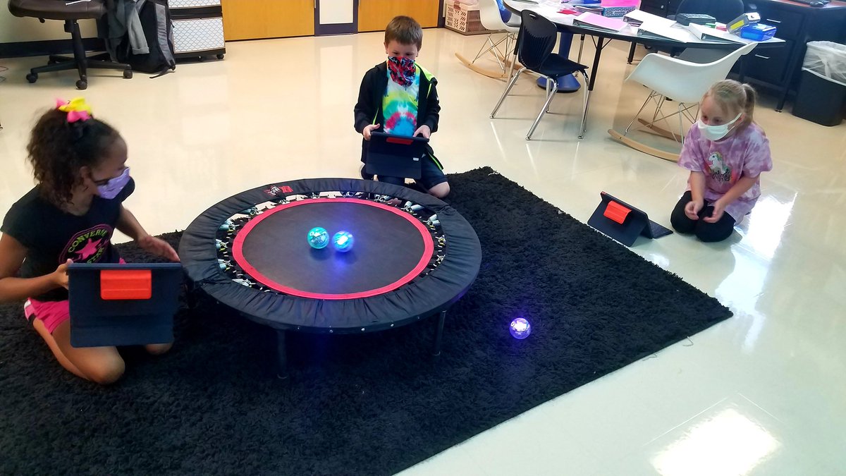 MrsPruenteCCE's tweet image. Mathematicians worked hard and earned some Friday Coding time with our Spheros!
Everyone can code! 
@Sphero 
@SpheroEdu 
@MISDFoundation 
#codingatthecastle
@CastlemanCreek 
#CCEStrong 
#midwaystrong 
@MidwayISD