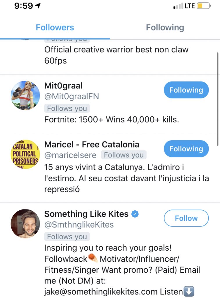 clack_o's tweet image. Dude no way he followed me