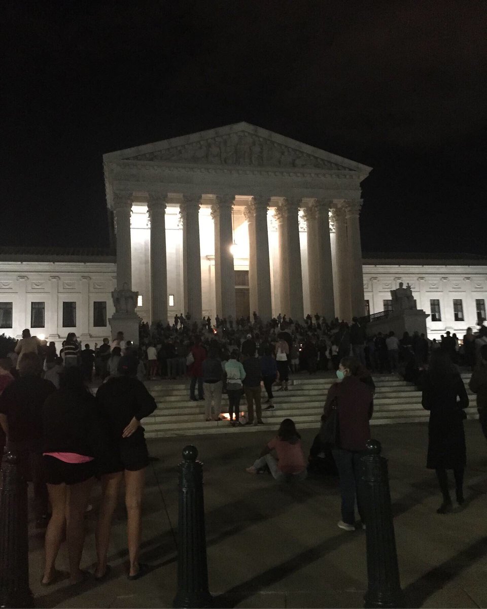 IMWpresents's tweet photo. Lit a couple candles tonight; one to leave in memory and one to carry home with me as a reminder; as a promise. https://t.co/DAqWSddxiw