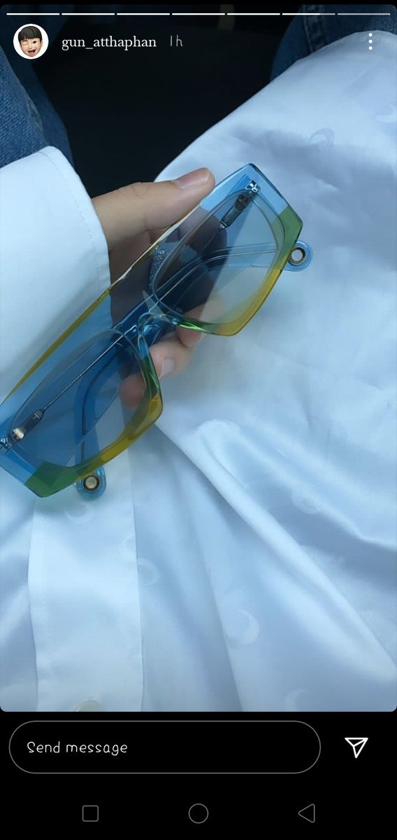 GarciaAshmae's tweet photo. So here's the IG story update of Gun Attaphan,
flexing his new Jacquemes Yauco Sunglasses worth of $354.00(us dollar)=17,163.69 Philippine peso😳🥴
#เบบี๋
#offgun #attaphan
#gun_atthaphan https://t.co/BS1grBupqA