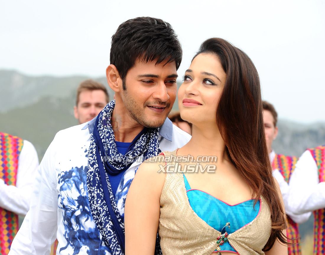 Aathavan_speaks's tweet photo. #6YearsForSuperMassAagadu 
#6YearsOfAagadu
Its tym to celebrate 🔥🔥🔥 #6YearsForSuperMassAagadu #6yearsforMassyAagadu 

Beautiful pair ❤️❤️ waiting to see another blockbuster ✨✨✨
@urstrulyMahesh @tamannaahspeaks 
#sarkaruvaaripata #MaheshBabu #TamannaahBhatia https://t.co/l0cfqzJOaN
