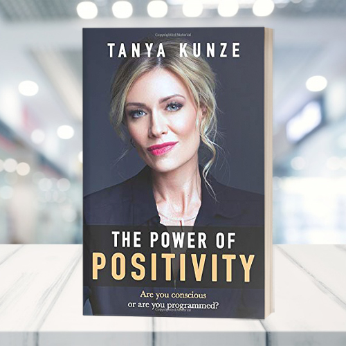 life_gecko's tweet photo. @Tanya_Kunze demystifies &amp; explains from a scientific &amp; psychological perspective, how your programmed thoughts, coupled with your energetic body, impact your physiology &amp; therefore your life experiences.

https://t.co/dz7Y221WAp

#BeConscious #PowerOfPositivity #OwnYourNow https://t.co/gc5kThJA1G