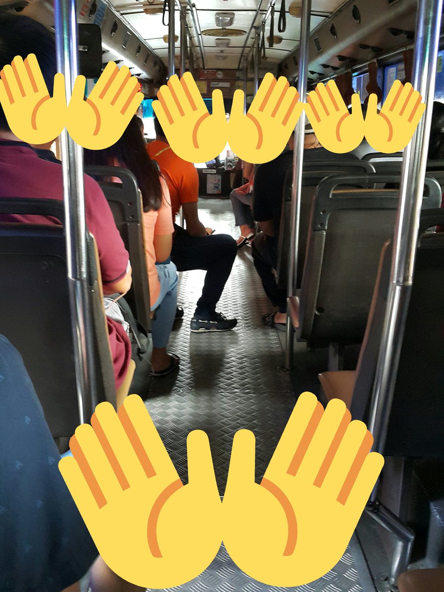 santiwioles's tweet image. พนักงานเก็บเงินรถเมล์ 509 ถามน้องคนนึงว่าไปไหน น้องบอกไปม็อบ พนักงานแนะนำว่าต้องลงตรงนั้นตรงนี้แบบละเอียด บริการดีมาก สักพักมีคนชวนน้องคุย สรุป ไปที่เดียวกันหมด #19กันยาทวงอํานาจคืนราษฏร