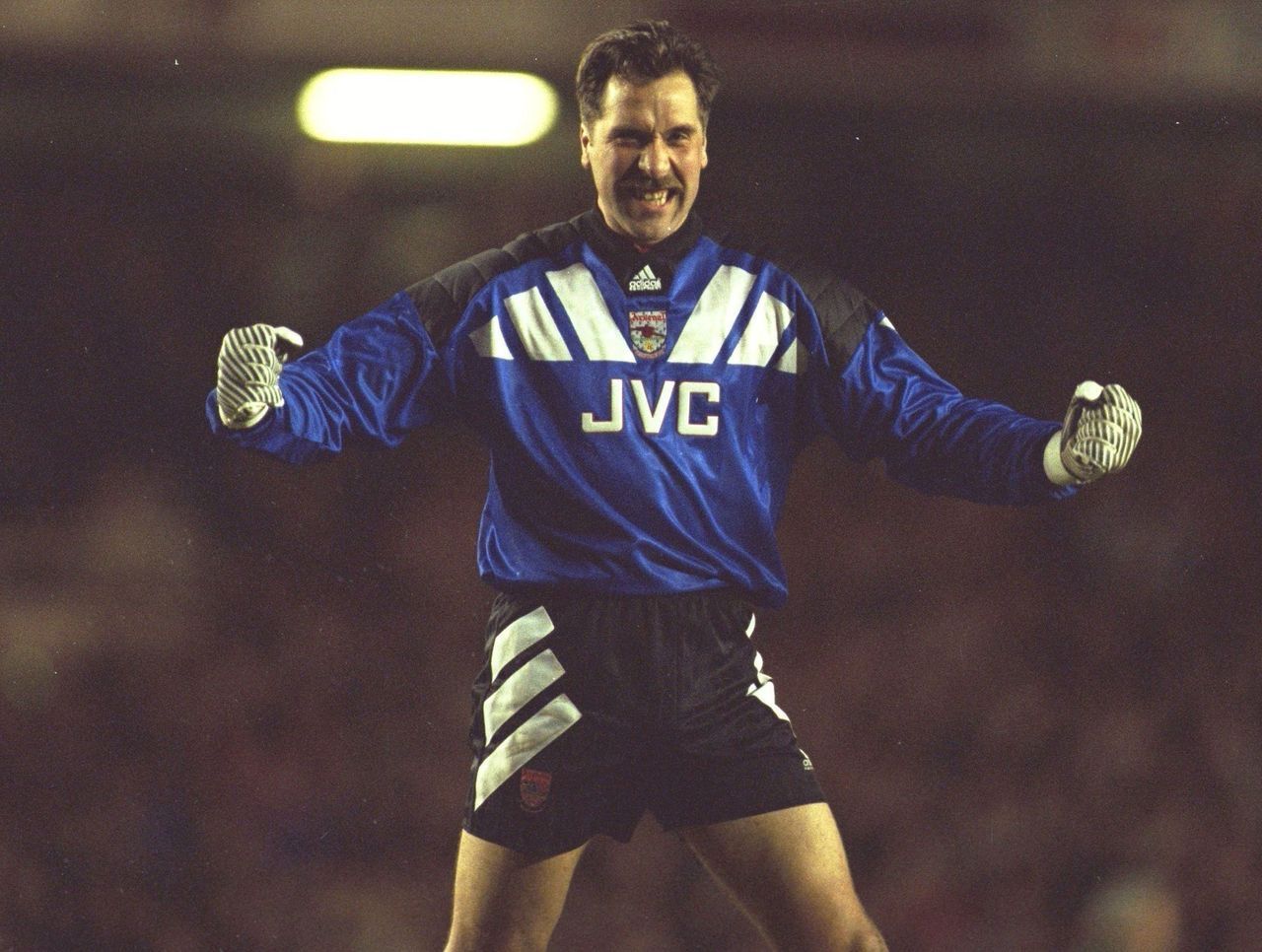 Happy Birthday to David Seaman! Here s David in some rather flamboyant Arsenal goalkeeper kits 
