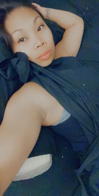 Lazy Friday night. https://t.co/Ec7FjKDAd6<a href="/tag/head"class="tags"><span>#head</span></a><a href="/tag/undercovers"class="tags"><span>#undercovers</span></a><a href="/tag/ofgirls"class="tags"><span>#ofgirls</span></a><a href="/tag/onlyfans_girl"class="tags"><span>#onlyfans_girl</span></a><a href="/tag/g"class="tags"><span>#g</span></a>