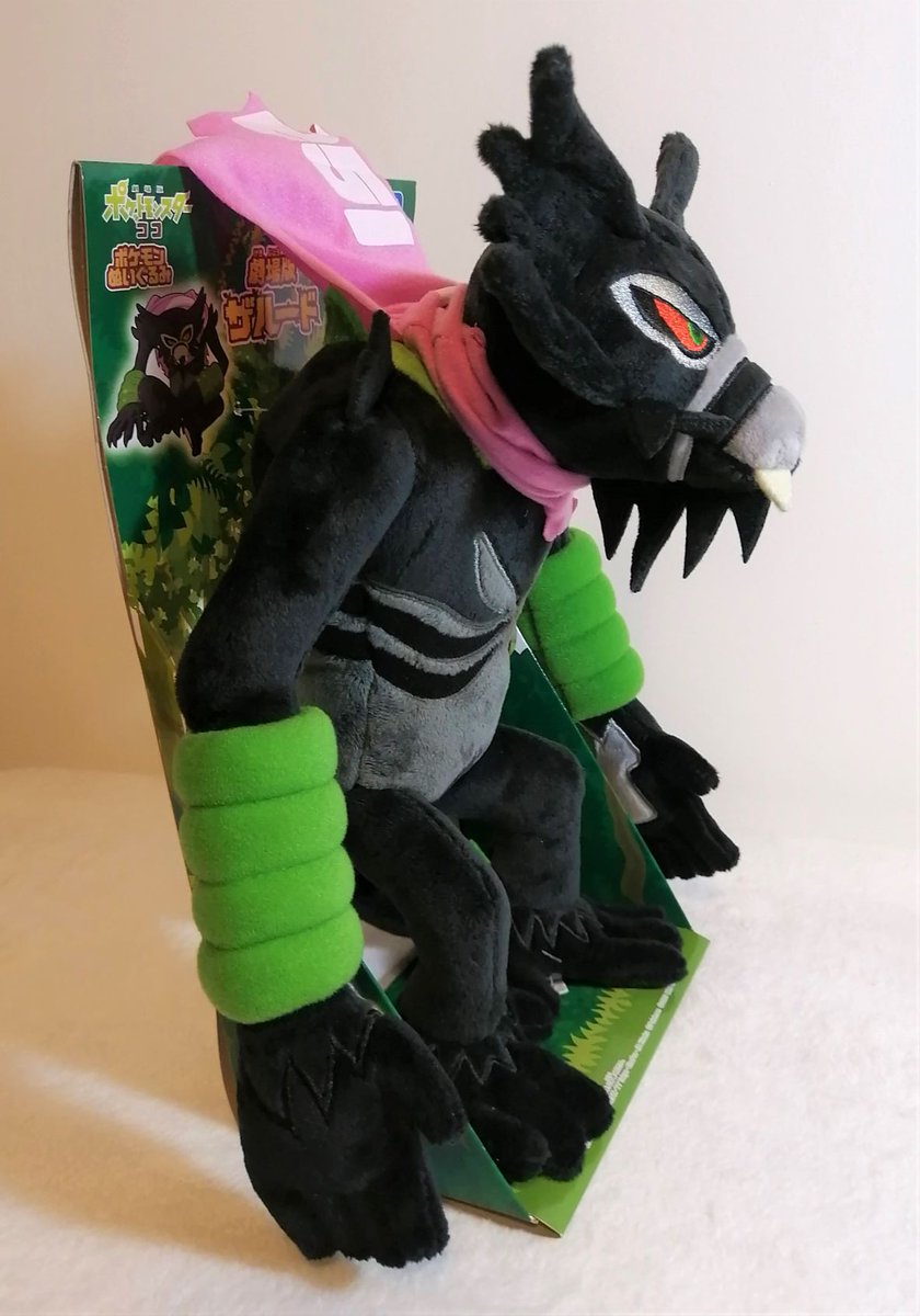 ミャカロ 劇場版ポケットモンスター のザルード がやってきました マントしてるんです ココ楽しみですね 観たらもっと好きになりそう ポケモンセンター限定のザルードと並べてみました 劇場版ポケットモンスターココ ザルード ポケモン