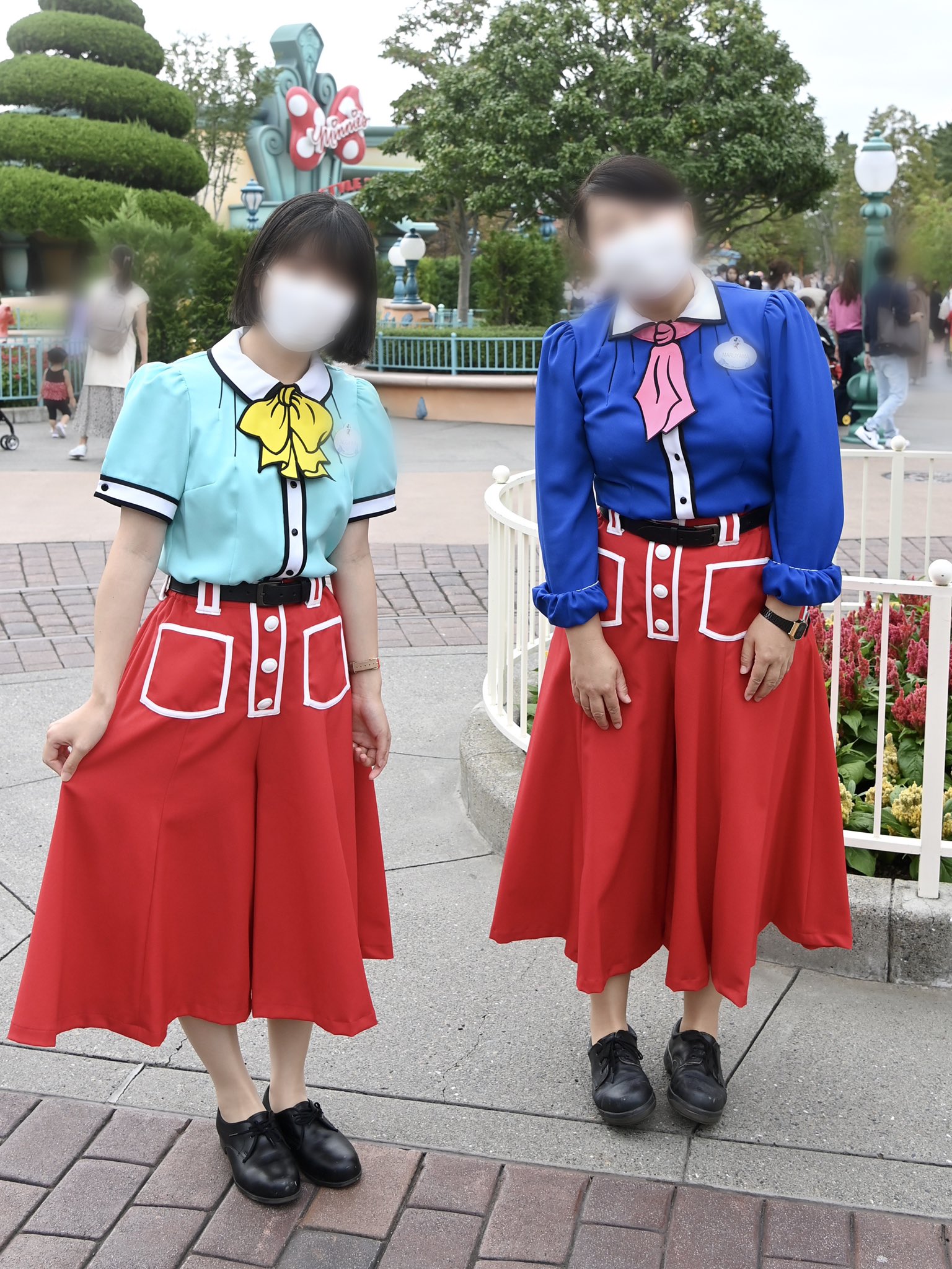 東京ディズニーランド トゥーンタウンキャストプレビューマグカップ ディズニー】キャストがマネキンチャレンジ inトゥーンタウン