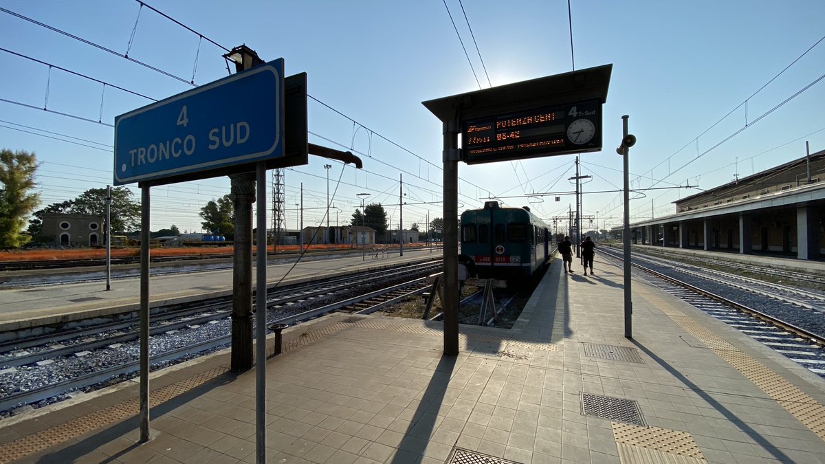 The 08.42 Foggia to Potenza my #allthelineseurope ride this morning.
#railway #train #railways #trains #rail #trainspotting #railroad #railfans #trainspotter #travel #eisenbahn #railfan #trainstagram #railwaystation #zug #trenes #bahn #trenitalia #koleje #tren https://t.co/tr44XXzpRo