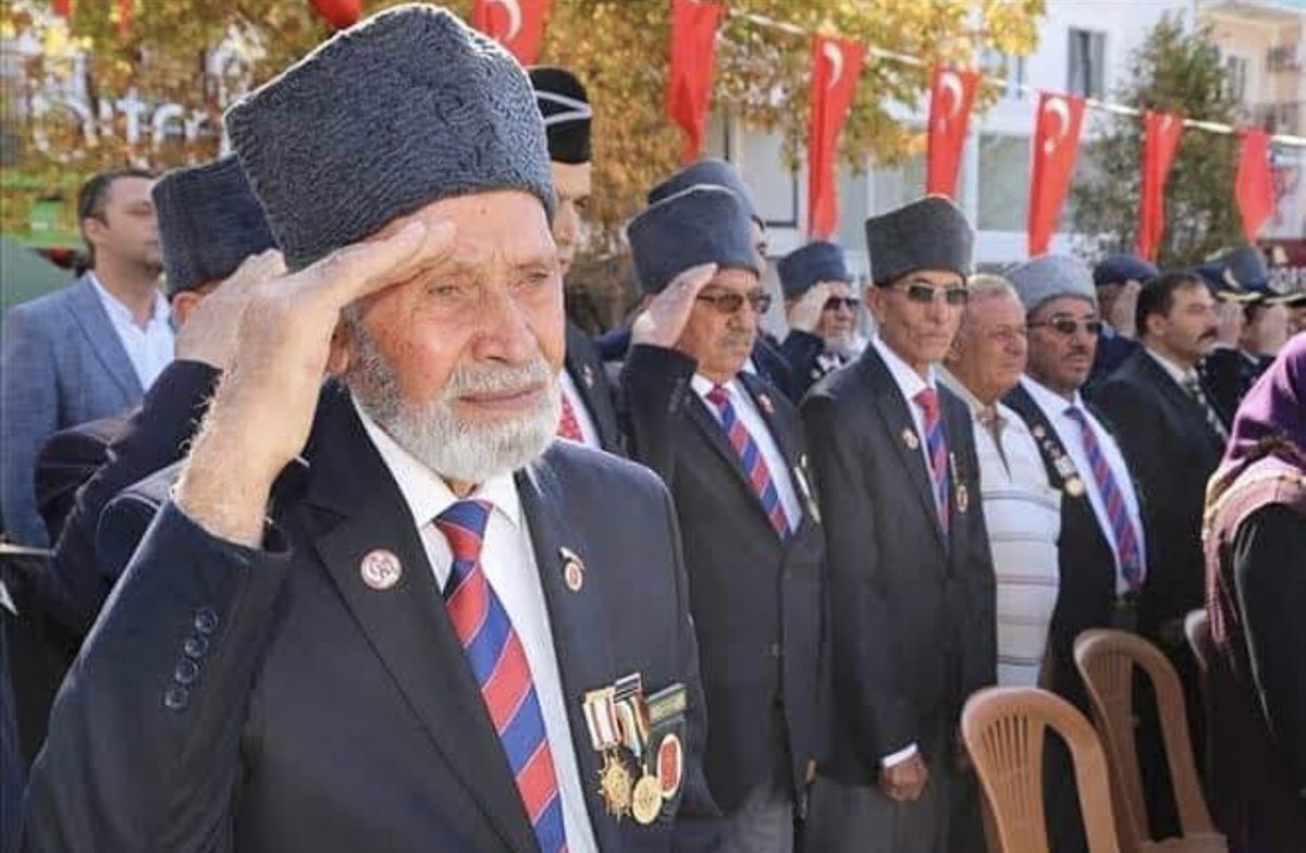 “Şehit Nurlanmış, Gazi Onurlanmış Askerdir”

19 Eylül Gaziler Günü Kutlu Olsun 🇹🇷🇹🇷🇹🇷