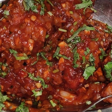 AlishbaCuisine's tweet photo. Schezwan Chicken lollipops extra spicy 
Full recipe-https://t.co/KIEIvvFtWG
#chicken #spicyfood #chickenlollpop #drumsofheaven #homecooking #homechef #spucychickenlover #Schezwanchicken #방탄소년단 #chefs #lovecooking https://t.co/b4jiH69nCq