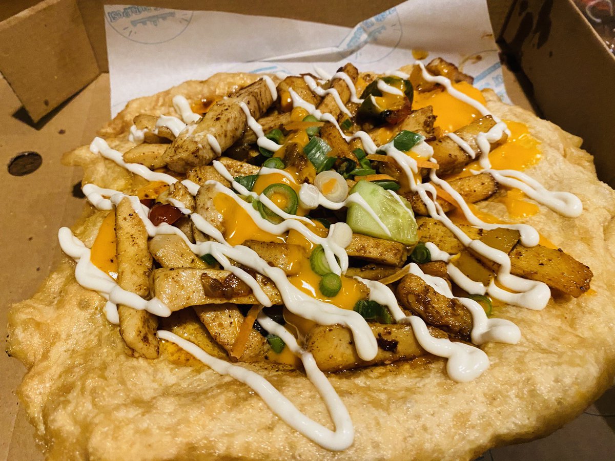 Langos was my absolute favourite food when I used to live in Budapest, and this banging effort was round the corner from me @FeedGenStore last night. Get there today if you can! <a href="/HunStreetK/">Hun Street Kitchen</a> @heaton_love 

facebook.com/events/s/taste…