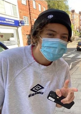 __milanesas's tweet photo. por lo menos lloro toda la noche por un chico que en semanas paso de tener 40 a 19 de nuevo,  no a un chico que se cree un fack boy y se tira con 10 chicas a la misma vez https://t.co/kXC5V616Jv