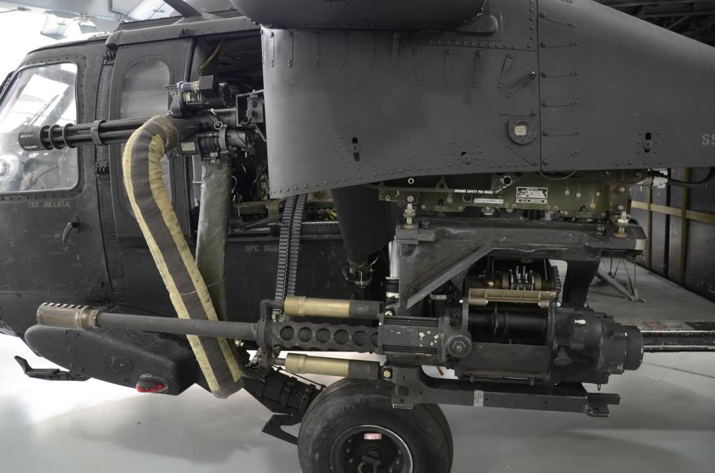The hard points on the wings allow for a variety of weapons and munitions.What you saw in the video had rockets, M134 Miniguns, and 30mm M230 chain guns or chain-drive automatic cannons."Steel rain."