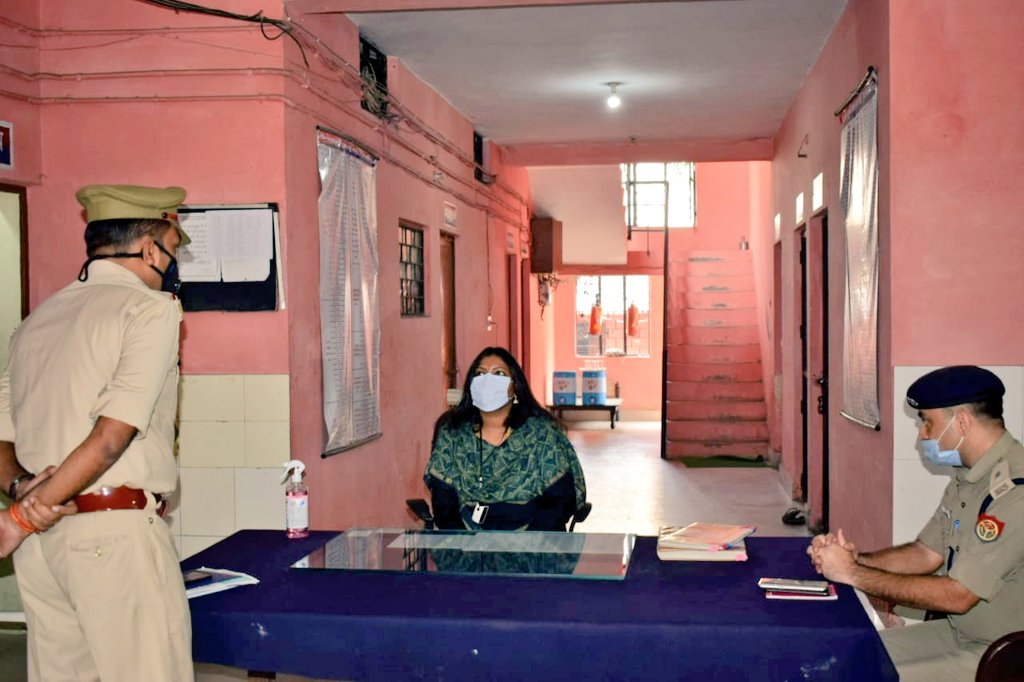 थाना समाधान दिवस के अवसर पर आज थाना नई मंडी में सुनी फरियादियों की समस्या, शीघ्र निस्तारण के दिये निर्देश <a href="/PMOIndia/">PMO India</a> <a href="/UPGovt/">Government of UP</a> <a href="/CMOfficeUP/">CM Office, GoUP</a> <a href="/ChiefSecyUP/">S.P. Goyal, Chief Secretary, GoUP</a> <a href="/AwasthiAwanishK/">Awanish K Awasthi</a> <a href="/InfoDeptUP/">Information and Public Relations Department, UP</a> <a href="/HomeDepttUP/">Testing</a> <a href="/muzafarnagarpol/">MUZAFFARNAGAR POLICE</a>