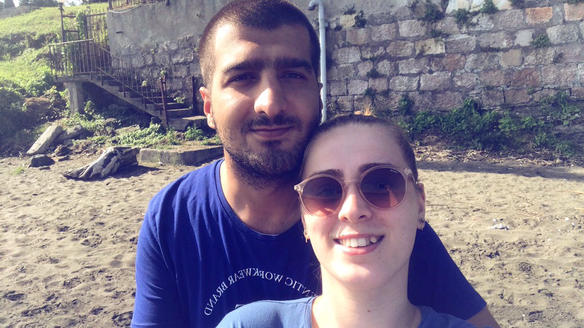 tugceozturk99's tweet photo. Bir sarıldı yaşadığımı hissettim💙 https://t.co/98b21qICyG