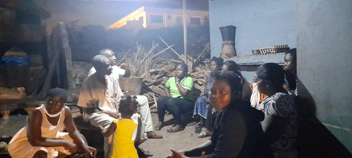 HenryOseiAkoto_'s tweet image. On Wednesday, the campaign team took the message of change to the Oforikrom Palace area. We spoke to hundreds of people about plans to create jobs for the youth in partnership with Sunshine Laundries, UK, and with facilities under #TheBigPush. Join the train let's restore hopes.