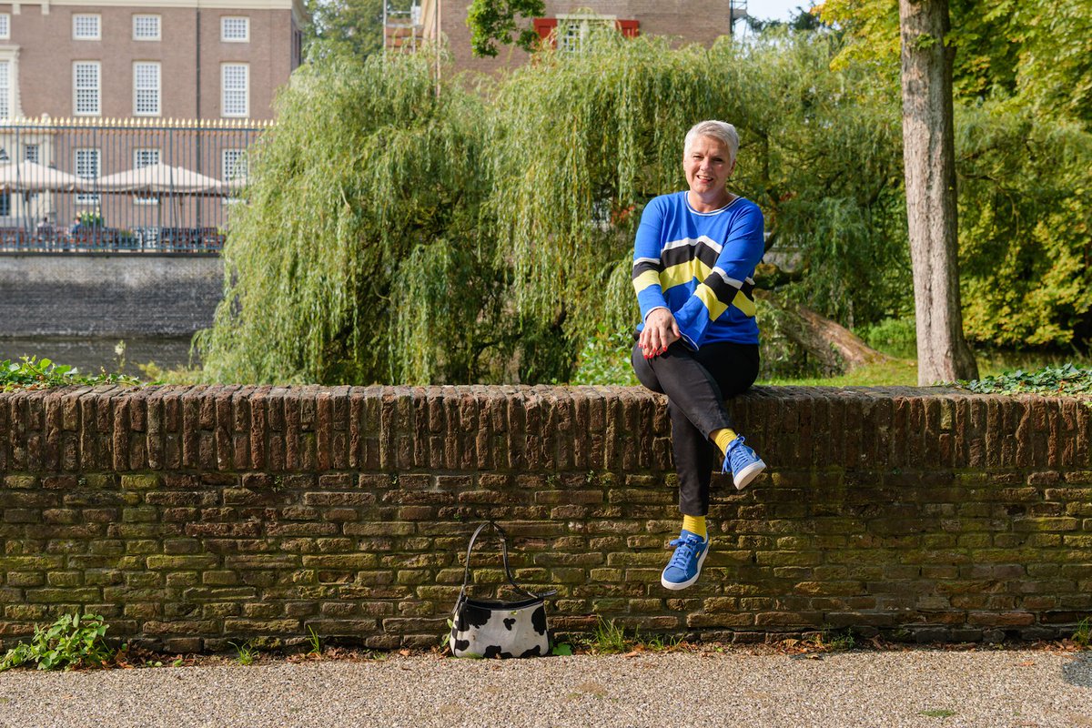 Marjolein van Kamers met Aandacht vertelt over hun nieuwe project: tiny houses in achtertuinen! Speciaal voor jongeren die op zichzelf gaan wonen, maar net dat beetje extra ondersteuning nodig hebben. Lees verder: ondernemendinzeist.nl/2020/09/19/kam…
