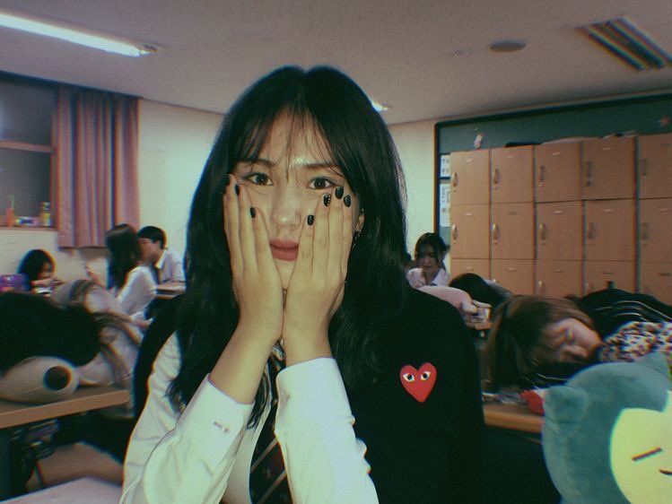 haloww, good night all!!! 
salken gue Daisy
ayoo mutualan!! dirt/like aja yaa
fambest? lngsng dm okeii?
-
-
#roleplayerindonesia #roleplayer #roleplaykpop #RoleplayIndonesia #rootrp #roots